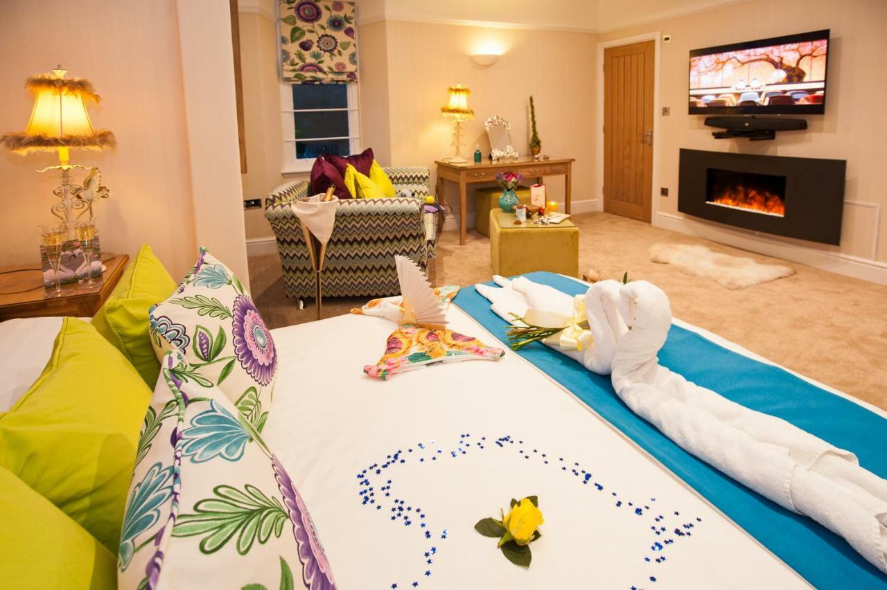 Windermere Boutique Hotel Spa Suites & Hot Tubs Dış mekan fotoğraf